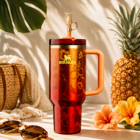 Stanley_mug_with_a_pineapple_4